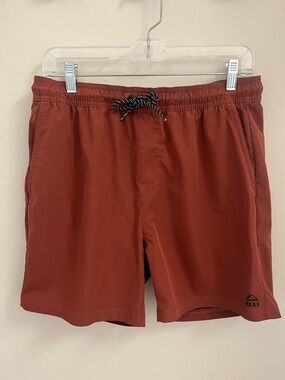 Reef Men's Rushmore Hybrid Rust Colored Drawstring Shorts with 5” inseam